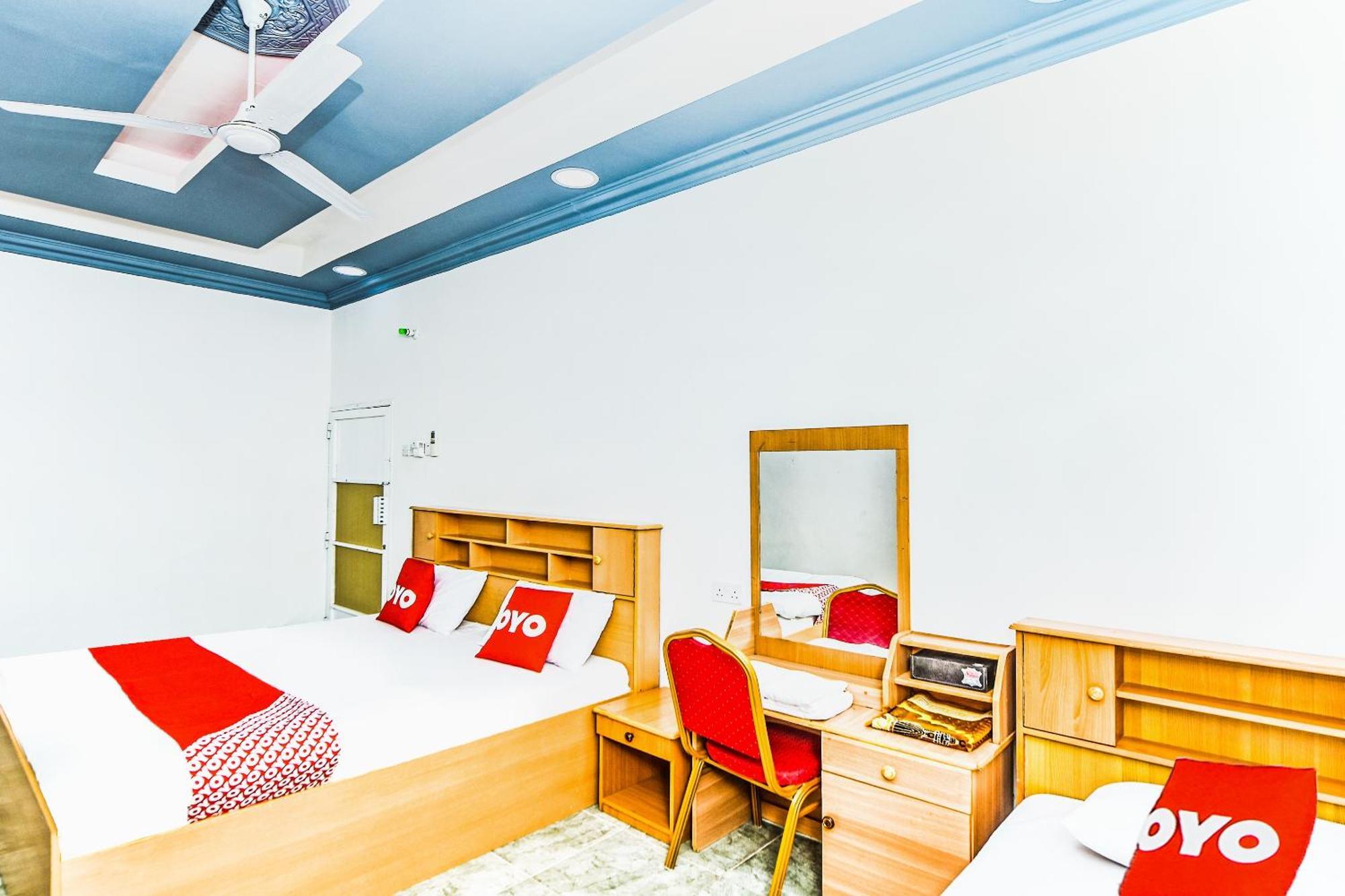 Oyo 138 Gulf Sand Motel Барка Экстерьер фото
